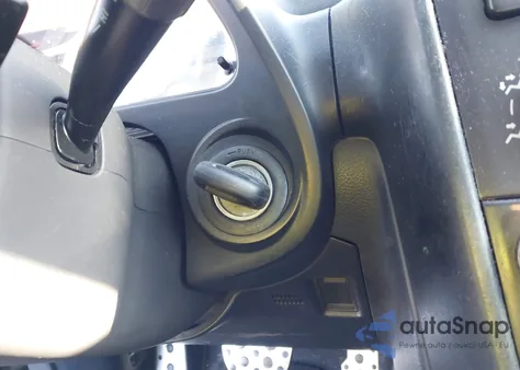 2002 Lexus Is 300 z USA, uszkodzony, nr VIN JTHBD192020052754